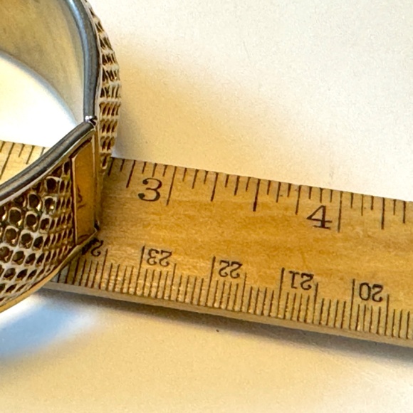 Mesh Bangle, Sarah Coventry Hinged Bracelet - Picture 9 of 9